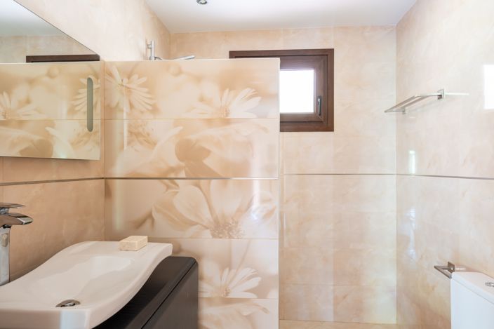 Image No.25-3 Bed Villa for sale