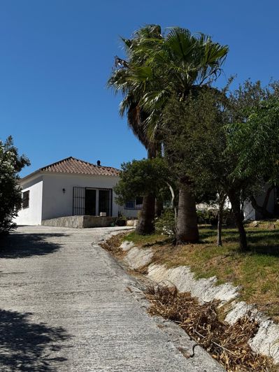 Image No.7-4 Bed House for sale