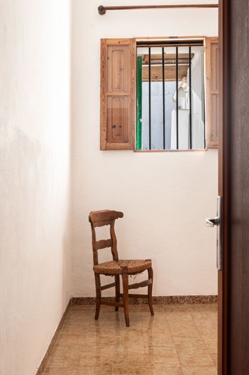 Image No.20-5 Bed House for sale