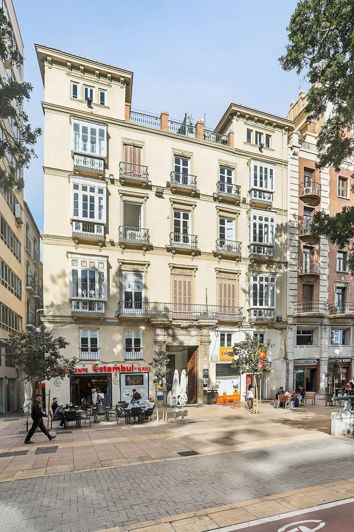 Image No.30-6 Bed Apartment for sale