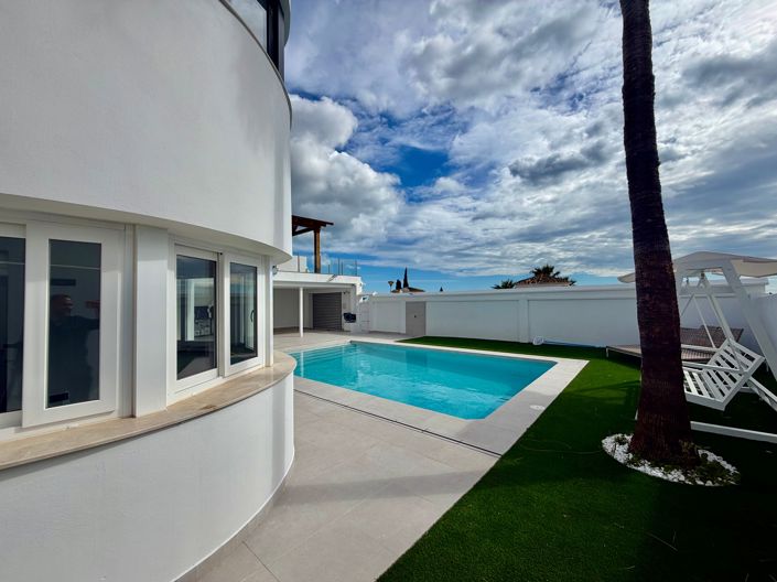 Image No.2-Villa de 4 chambres à vendre à Benalmadena