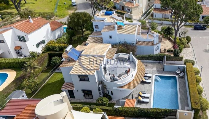 Image No.37-3 Bed Villa for sale