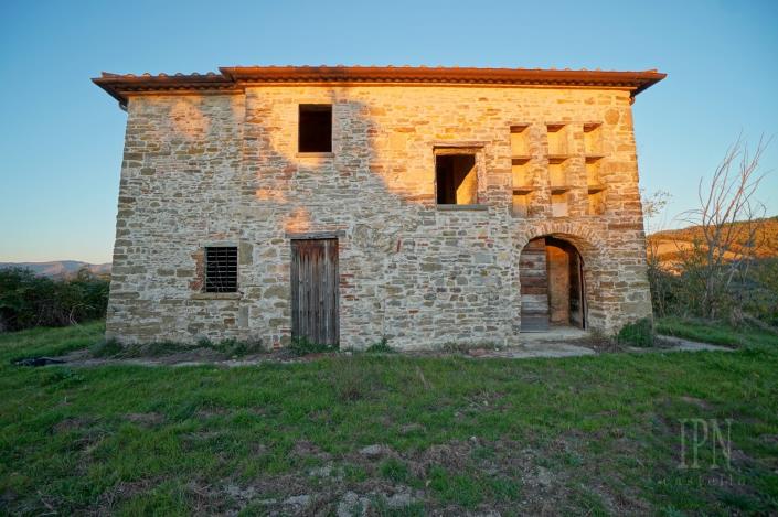 Image No.11-Villa for sale