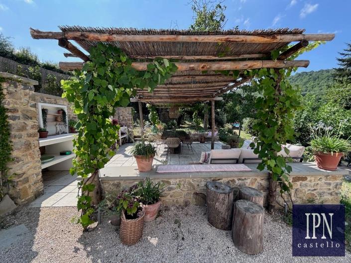 Image No.5-4 Bed Semi-Detached for sale