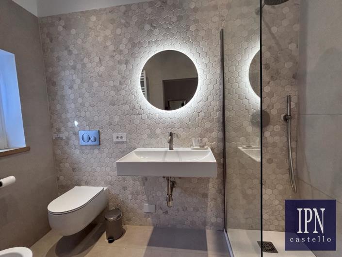 Image No.19-4 Bed Semi-Detached for sale