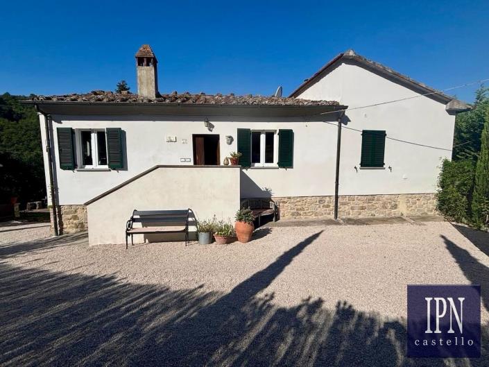 Image No.2-4 Bed Semi-Detached for sale