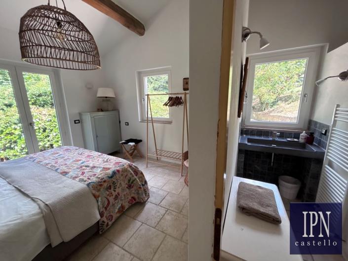 Image No.48-4 Bed Semi-Detached for sale