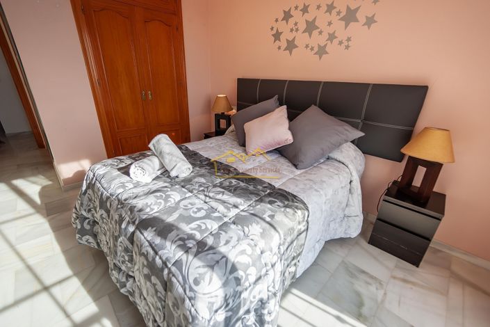 Image No.20-3 Bed House for sale