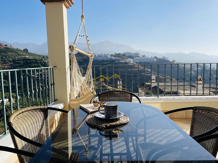 Image No.3-3 Bed Apartment for sale