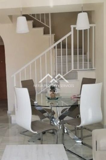Image No.5-3 Bed Townhouse for sale