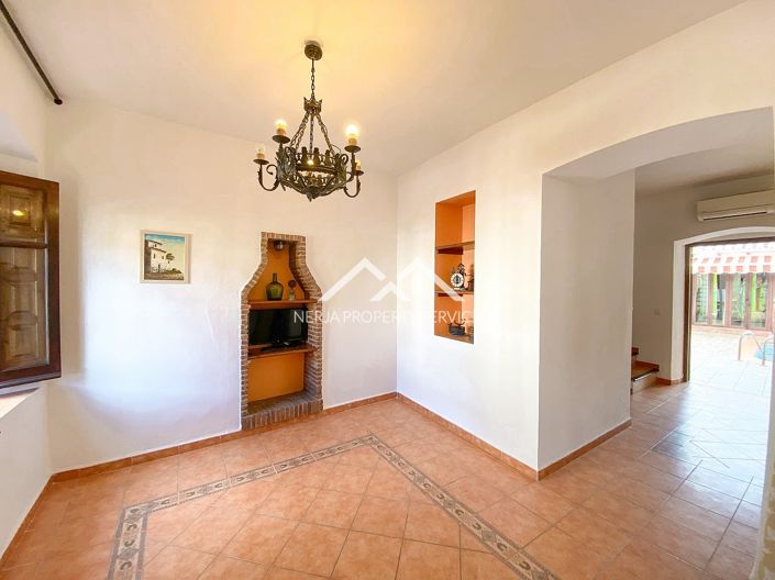 Image No.6-3 Bed House for sale