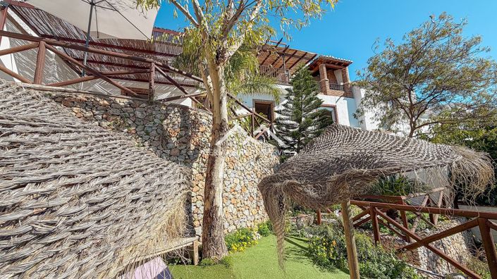 Image No.34-5 Bed Property for sale