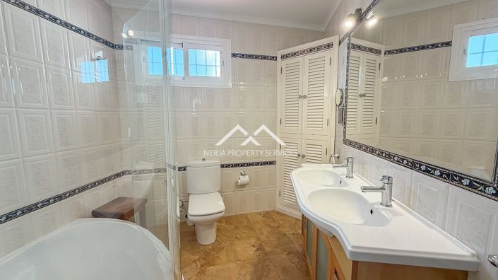 Image No.14-3 Bed Penthouse for sale