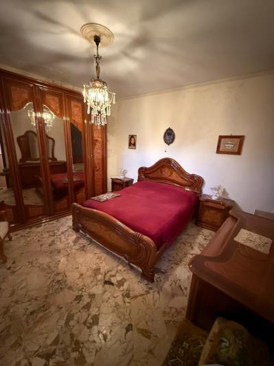 Image No.11-1 Bed House for sale