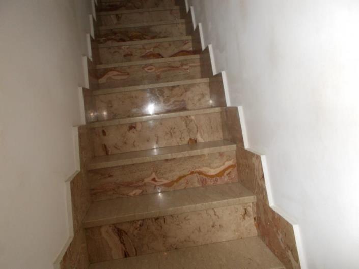 Image No.21-3 Bed House for sale
