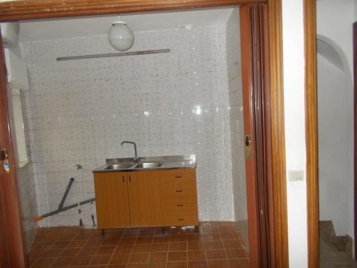 Image No.24-3 Bed House for sale