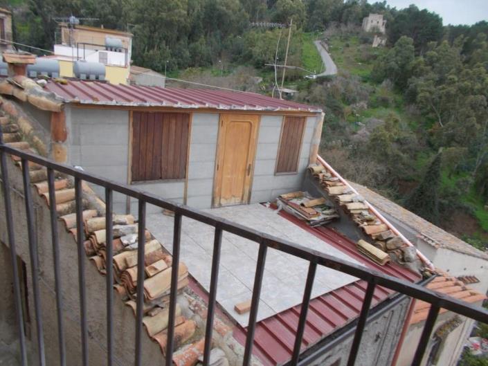 Image No.33-3 Bed House for sale