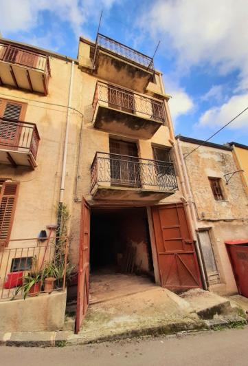 Image No.11-4 Bed House for sale
