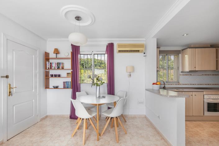 Image No.8-3 Bed Duplex for sale