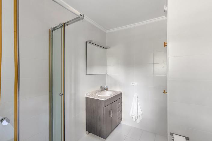 Image No.18-3 Bed Duplex for sale