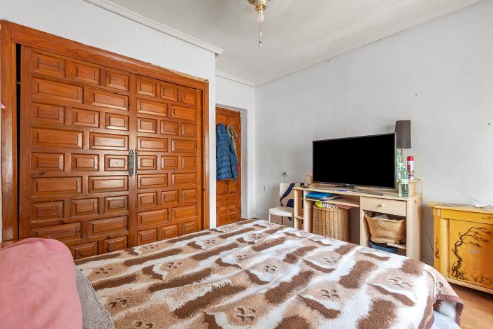 Image No.25-5 Bed Villa / Detached for sale