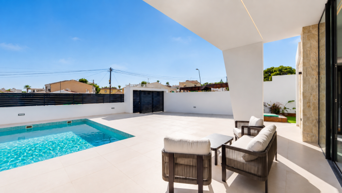Image No.25-3 Bed Villa / Detached for sale