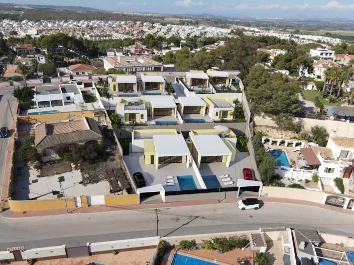 Image No.37-3 Bed Villa / Detached for sale