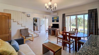 lounge dining room
