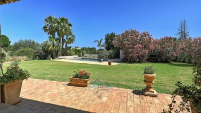 outside terrace and lawn to pool