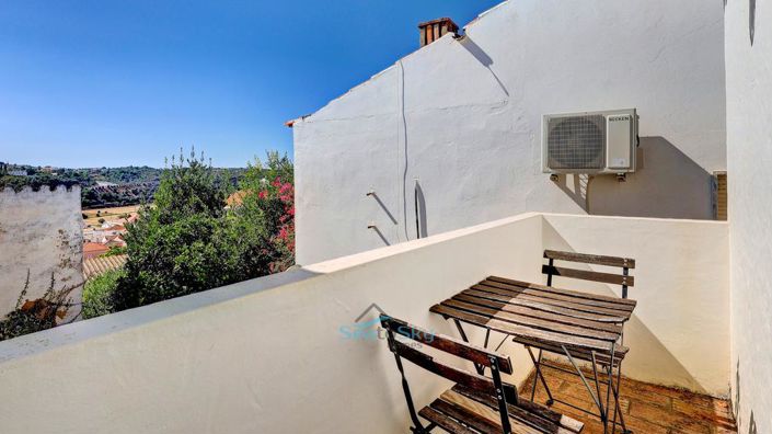 Image No.16-1 Bed House for sale