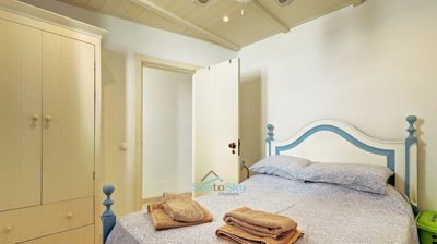 built in wardrobe