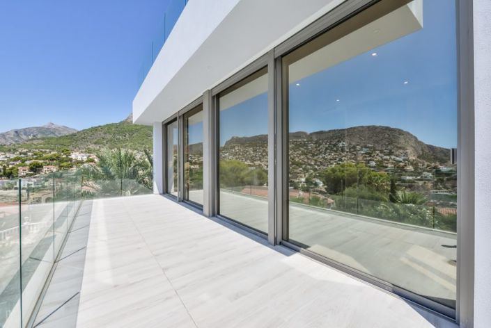 Image No.6-6 Bed Villa for sale