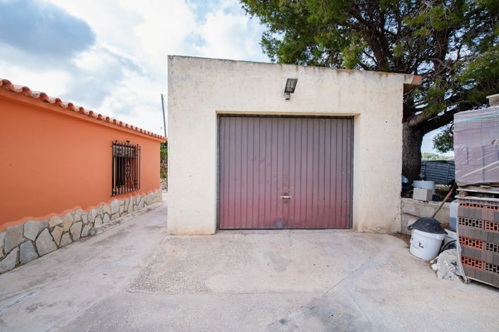 Image No.14-5 Bed Finca for sale