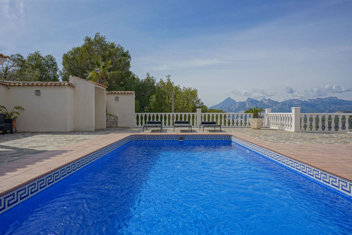 Image No.38-4 Bed Villa for sale