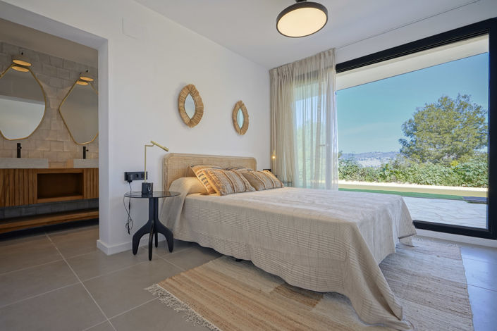 Image No.15-3 Bed Villa for sale