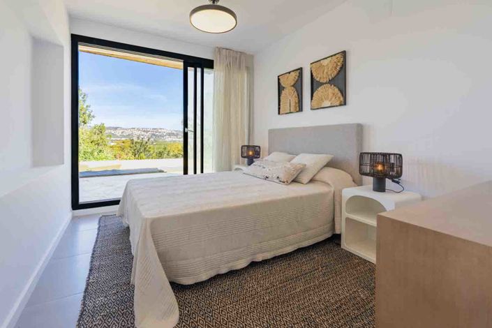 Image No.27-3 Bed Villa for sale