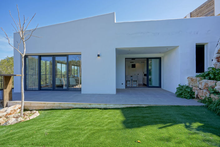 Image No.7-3 Bed Villa for sale