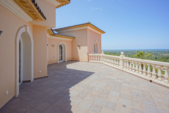 Image No.34-5 Bed Villa for sale