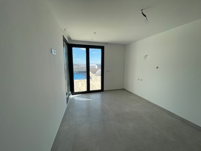 Image No.35-3 Bed Villa for sale
