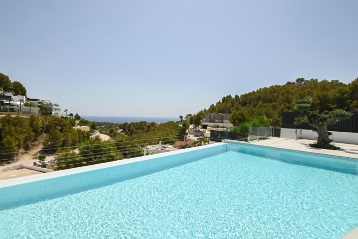 Image No.16-5 Bed Villa for sale