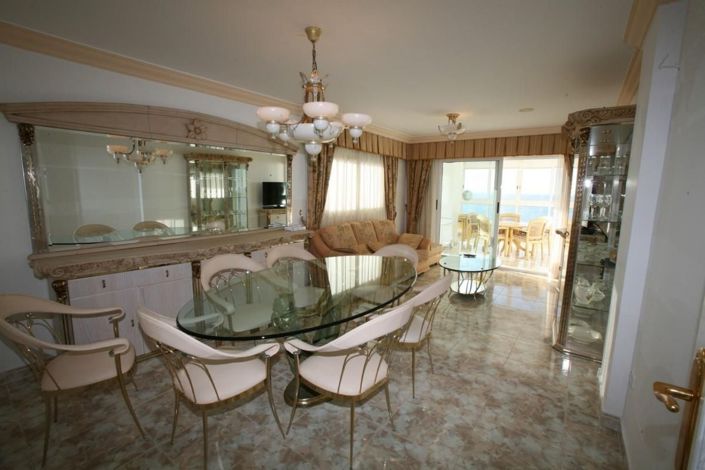 Image No.21-3 Bed Apartment for sale