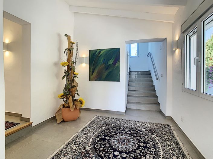 Image No.27-5 Bed Villa for sale