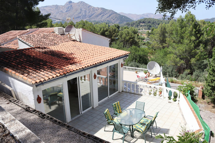 Image No.3-Villa de 5 chambres à vendre à Parcent