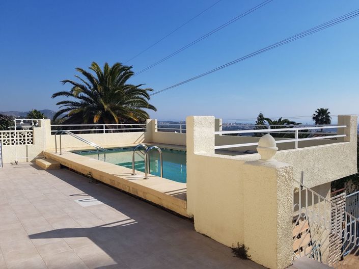 Image No.2-Villa de 4 chambres à vendre à Calpe