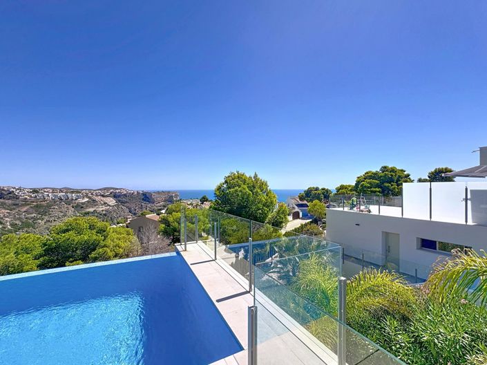 Image No.35-4 Bed Villa for sale
