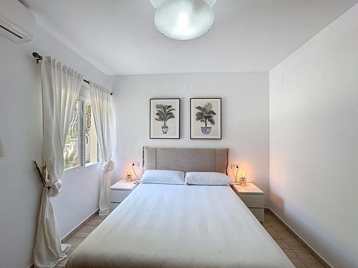 Image No.50-5 Bed Villa for sale