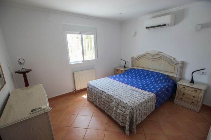 Image No.6-Villa de 4 chambres à vendre à Calpe