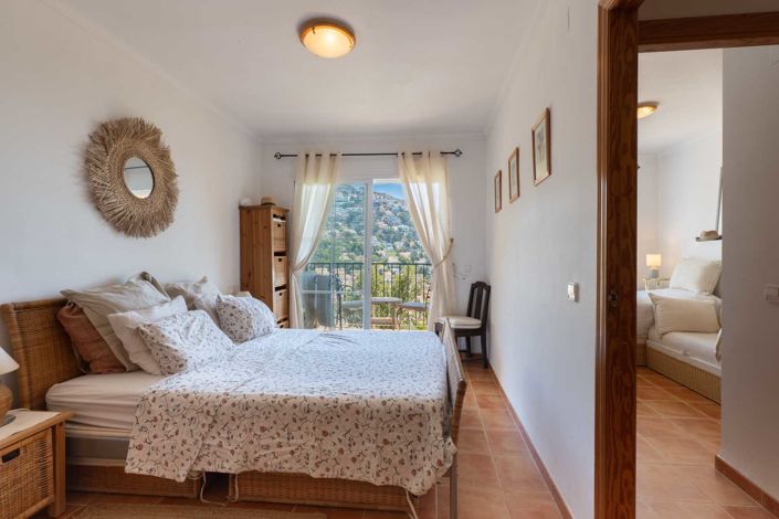 Image No.20-2 Bed Villa for sale