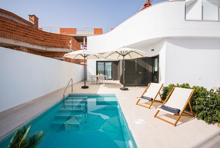 Image No.7-3 Bed Villa for sale