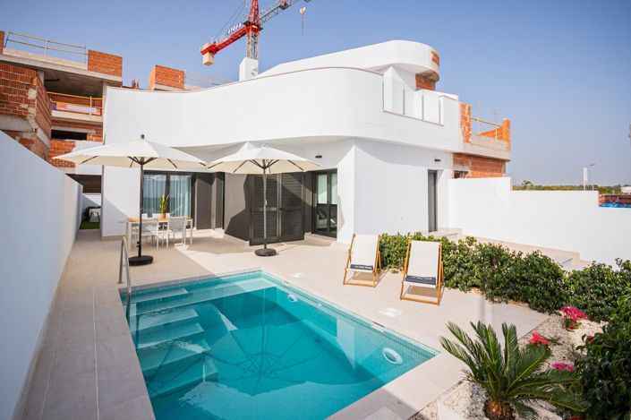Image No.8-3 Bed Villa for sale